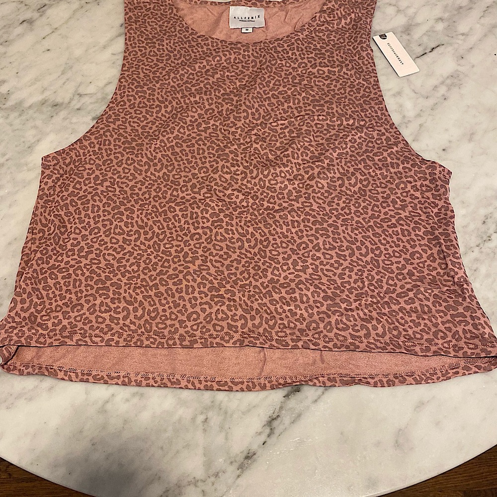 Allfenix leopard tank top size medium